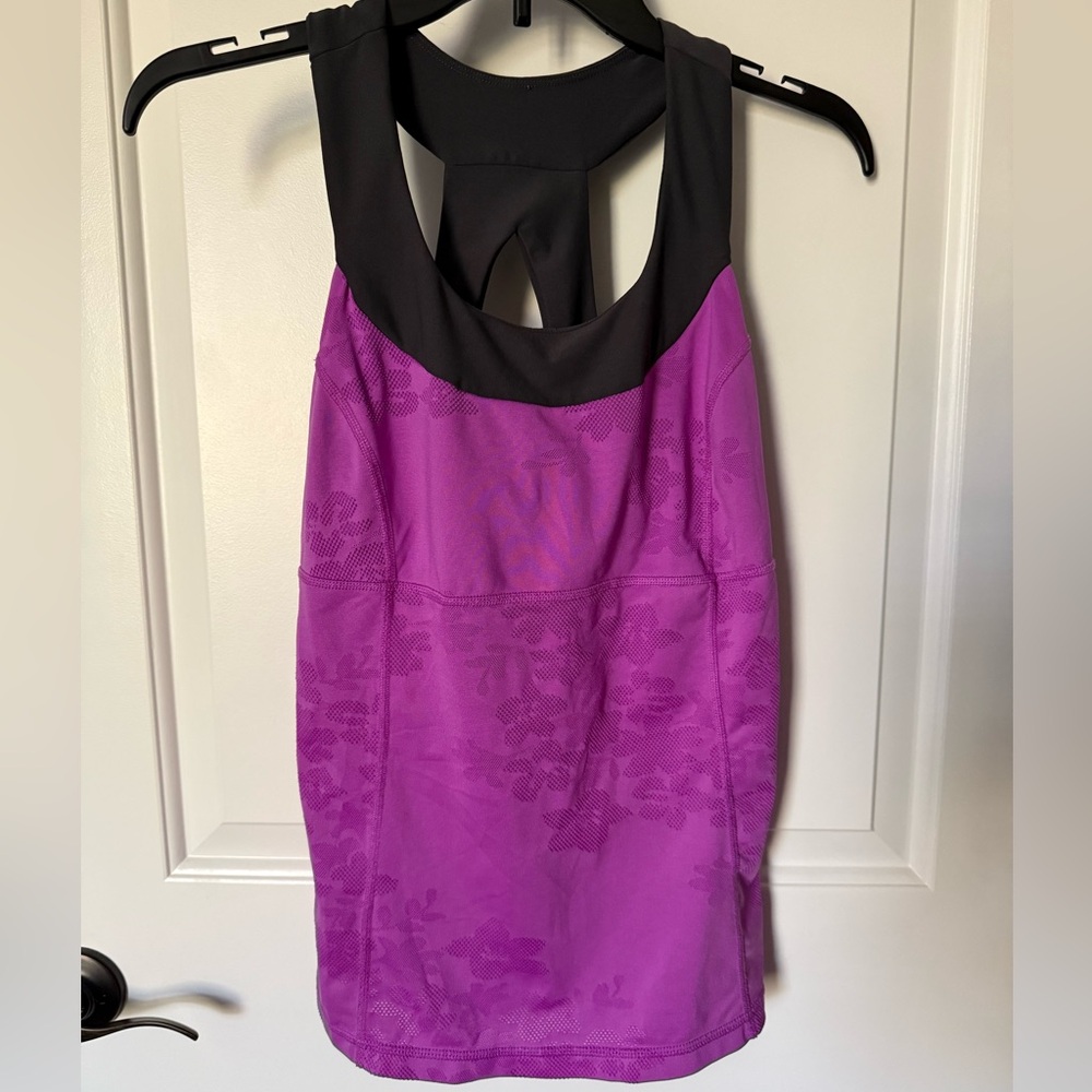 Xersion Black Purple Performance Athletic Top Size Medium